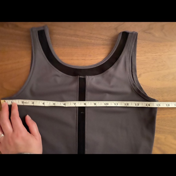 Lululemon top - Picture 6 of 6